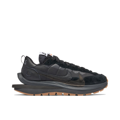 SACAI VAPORWAFFLE ‘BLACK GUM’